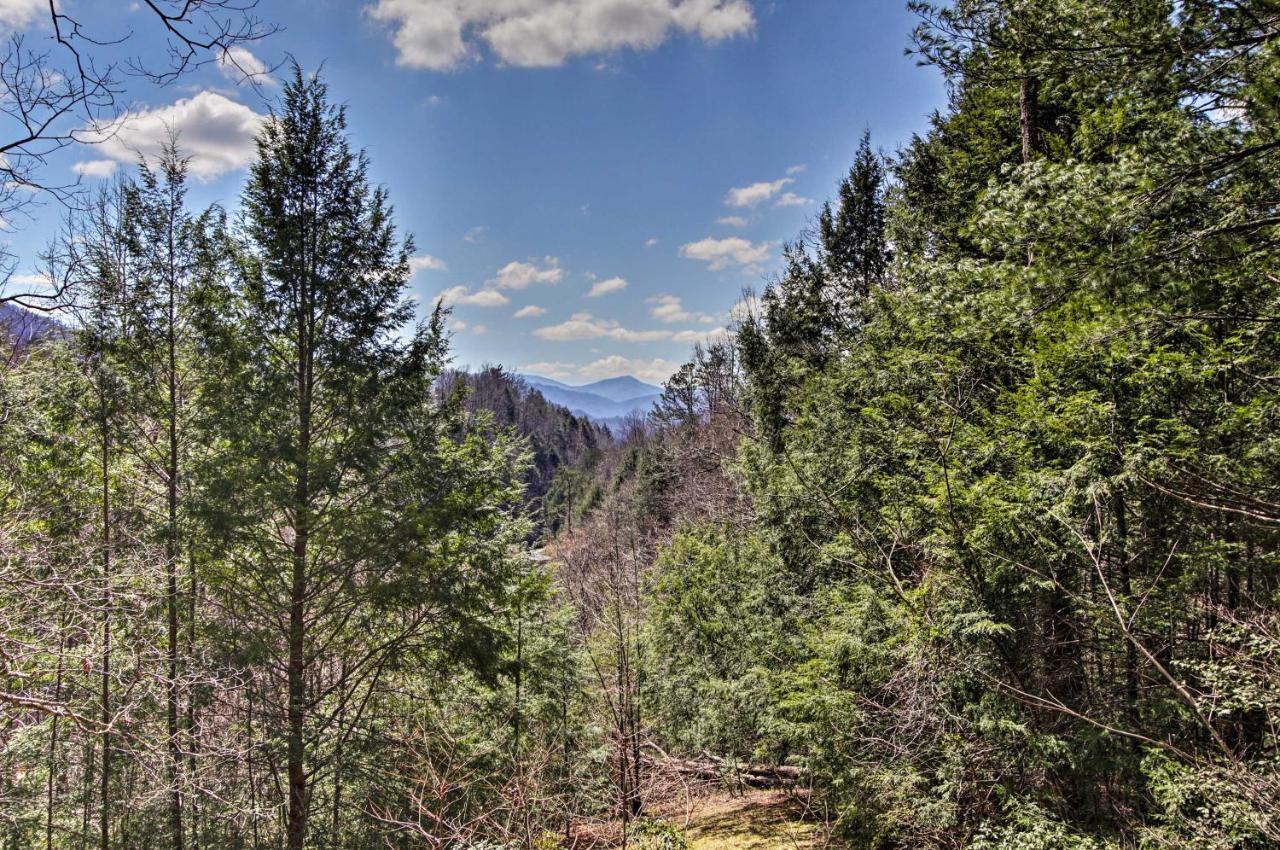 Quiet Cabin With Mountain Views About 3 Mi To Gatlinburg Exterior photo